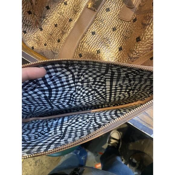 MCM Designer Womens Purse And Hand Bag Set - Picture 9 of 9